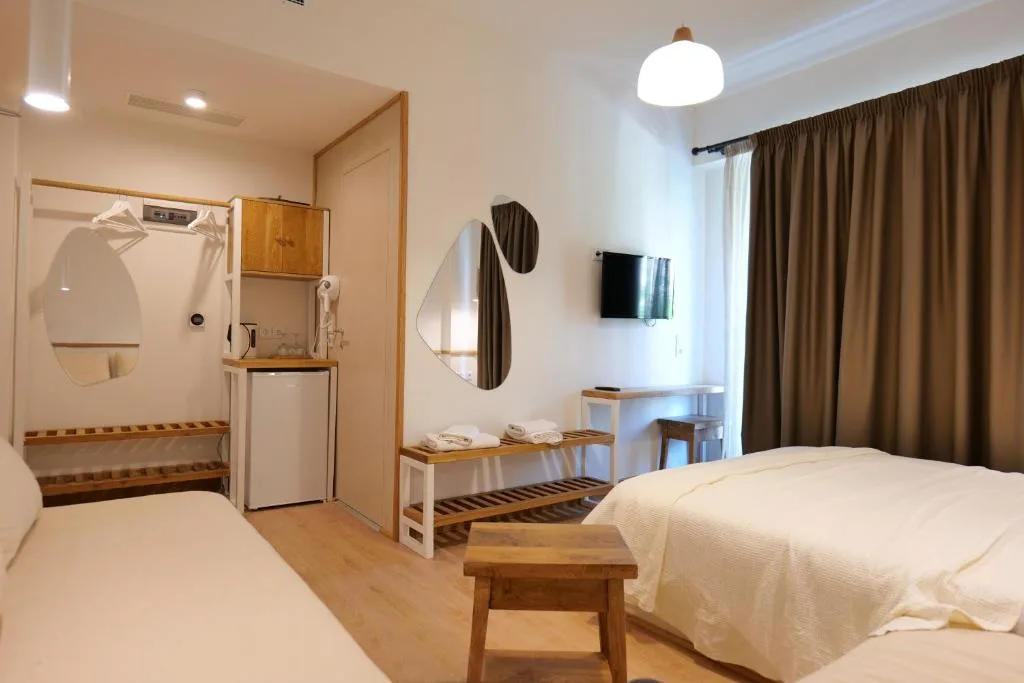 Deluxe Double Room (2 Adults + 1 Child) at Alex & Sofi Hotel