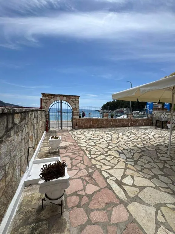Double Room with Sea View at AngelView Apartments