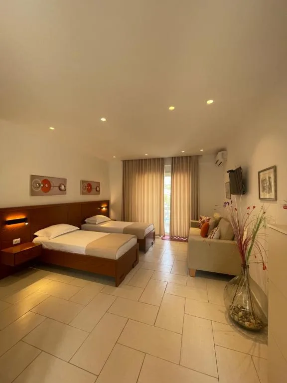 Apartment with Sea View at George Apartments
