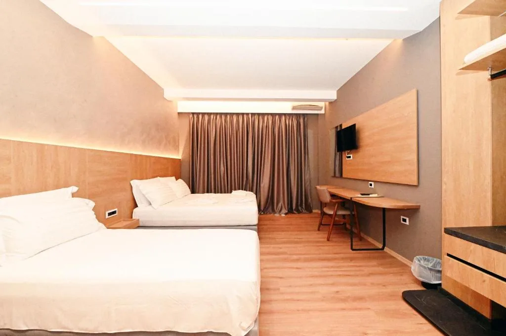 Deluxe Triple Room at Hotel Panorama