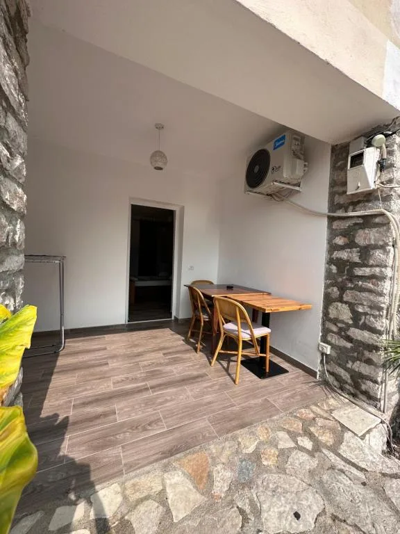 Deluxe Quadruple Room at Jona Rooms