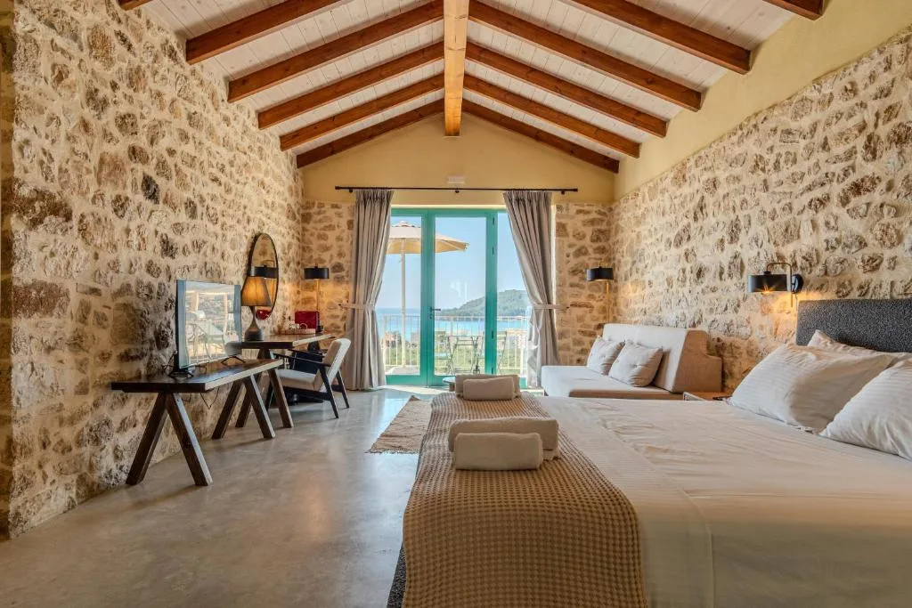 Deluxe Suite with Sea View at Kalesma Himare