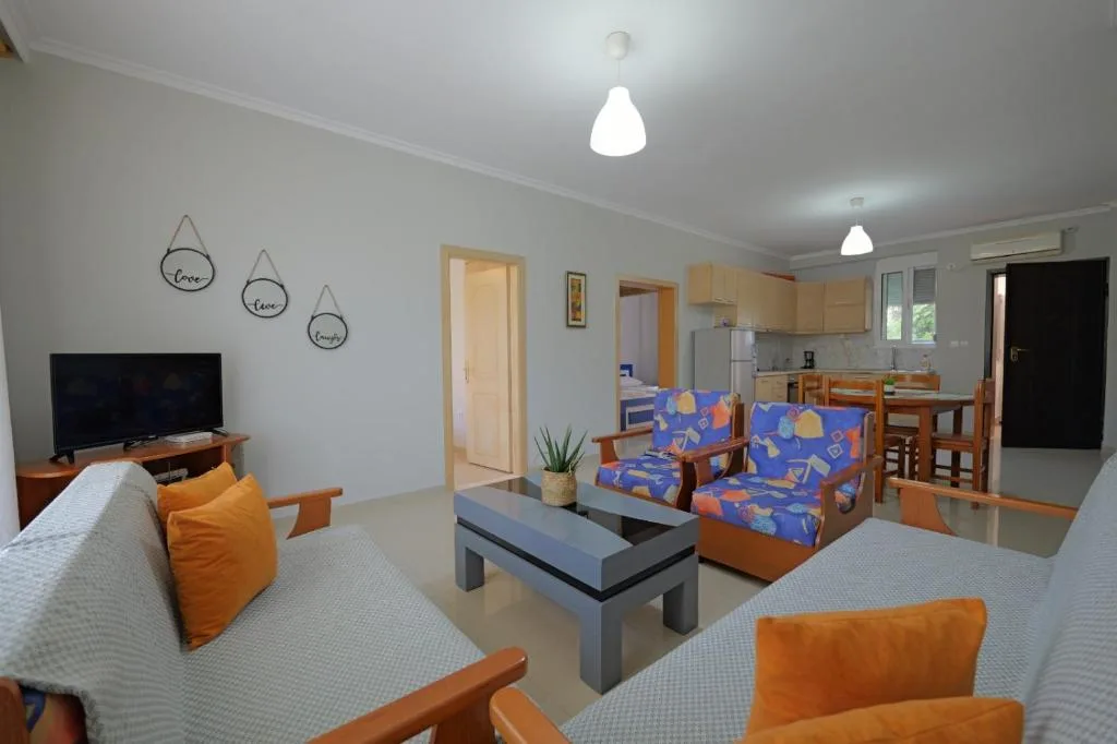Superior Apartment with Balcony at Llamani Apartments