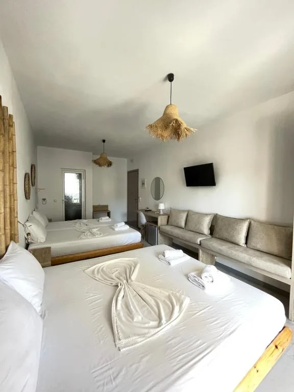 Comfort Quadruple Room at Orchard Retreat