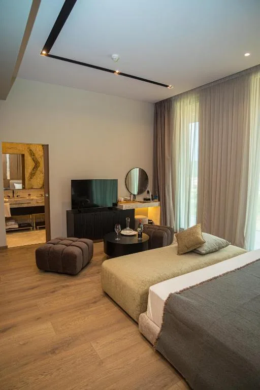 Deluxe Junior Suite with Jacuzzi at Prado Luxury Hotel