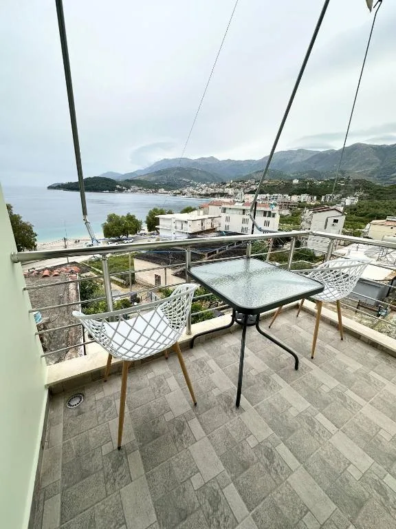 Budget Double Room at Rooms with View
