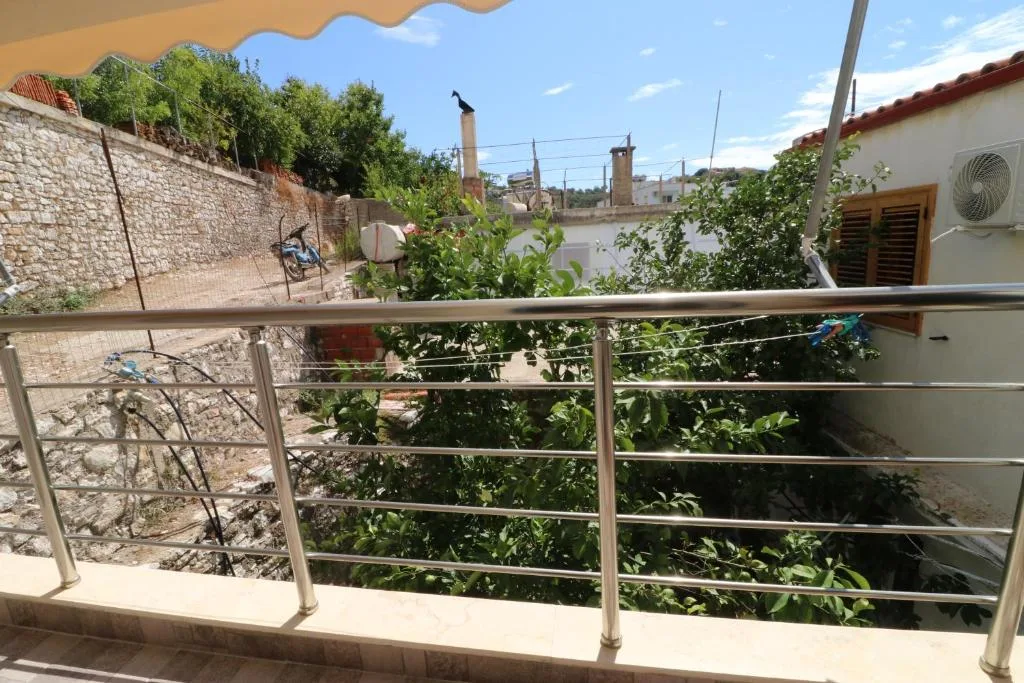 Triple Room with Balcony at Rooms with View