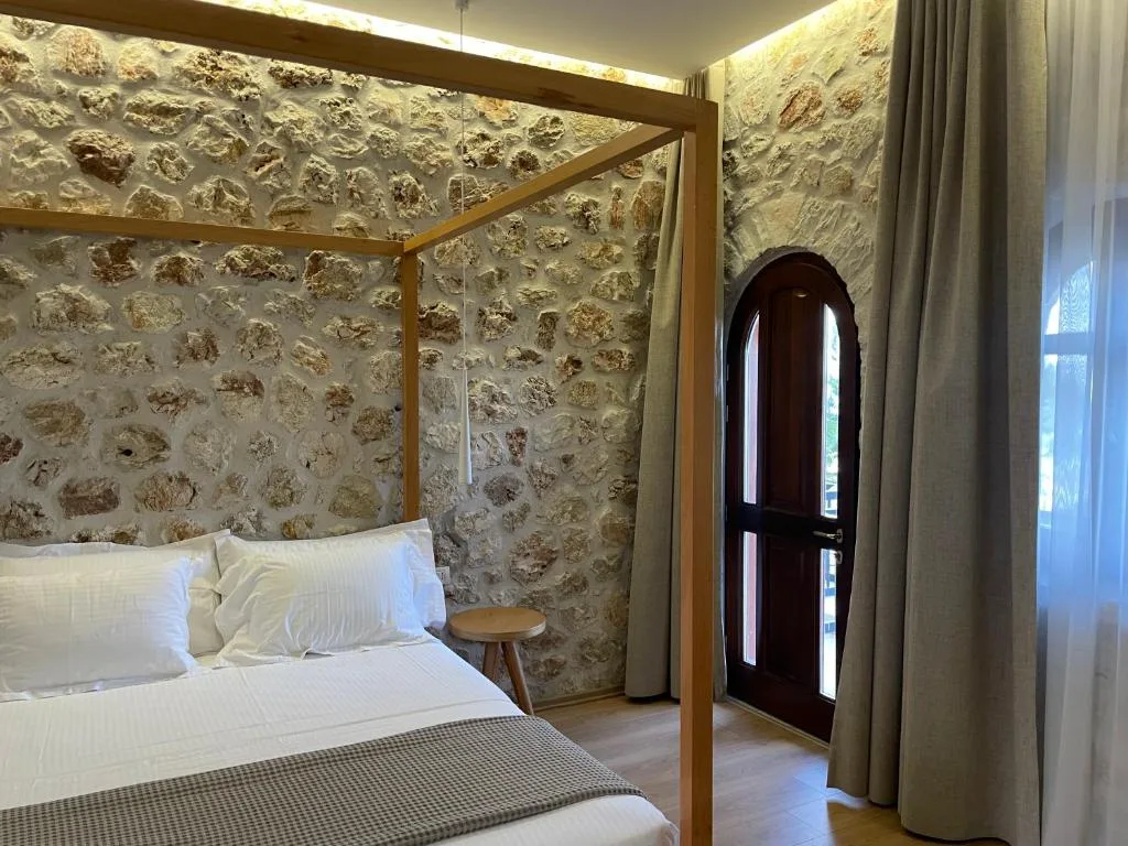 Double Room with Balcony and Sea View at Valta Hotel