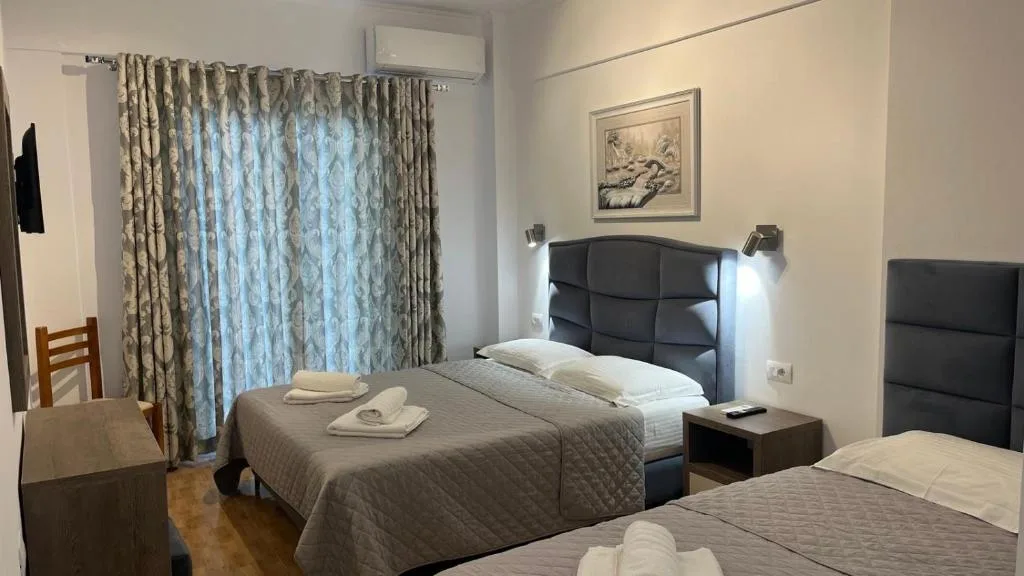 Superior Triple Room with Sea View at Vangjelis Hotel