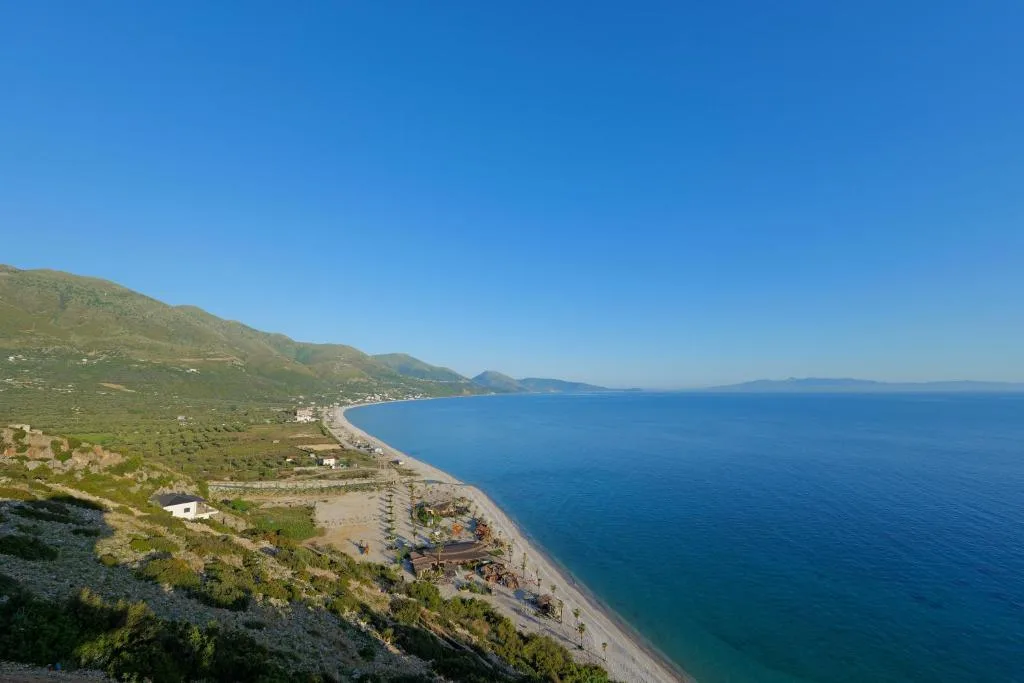 Deluxe Triple Room with Sea View at Vila Bana