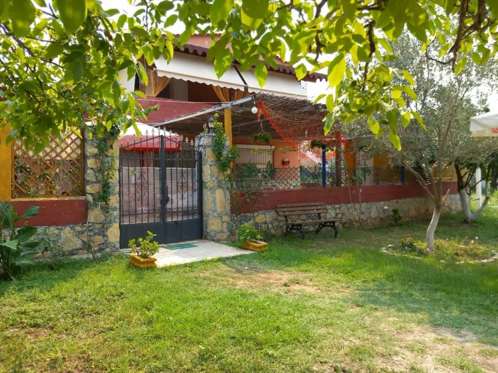 Three-Bedroom Villa at Vila Gjoka
