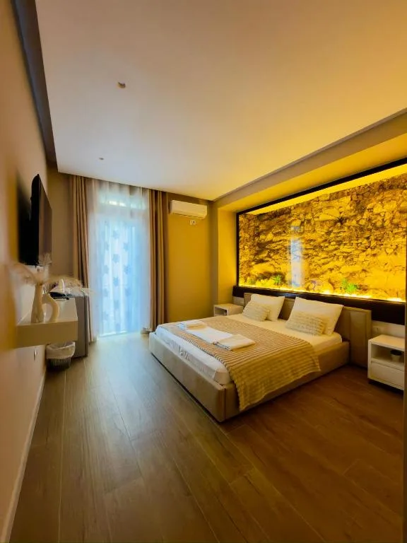 Deluxe Double Room at Villa Merkuri