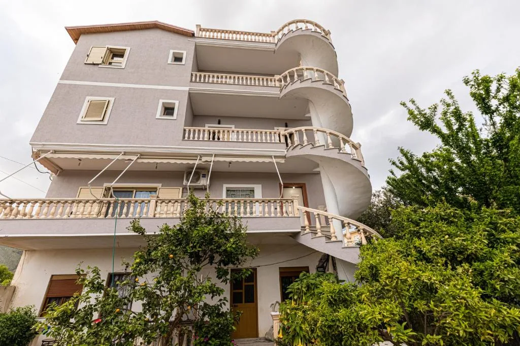 Apartment with Balcony at Villa The Old Bakery
