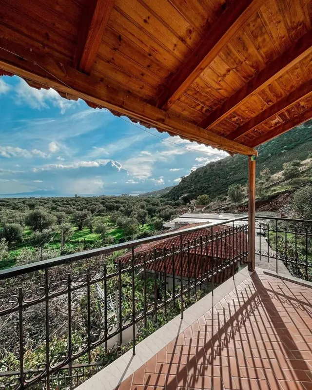 FarmHouse Qeparo in Himara, Albania