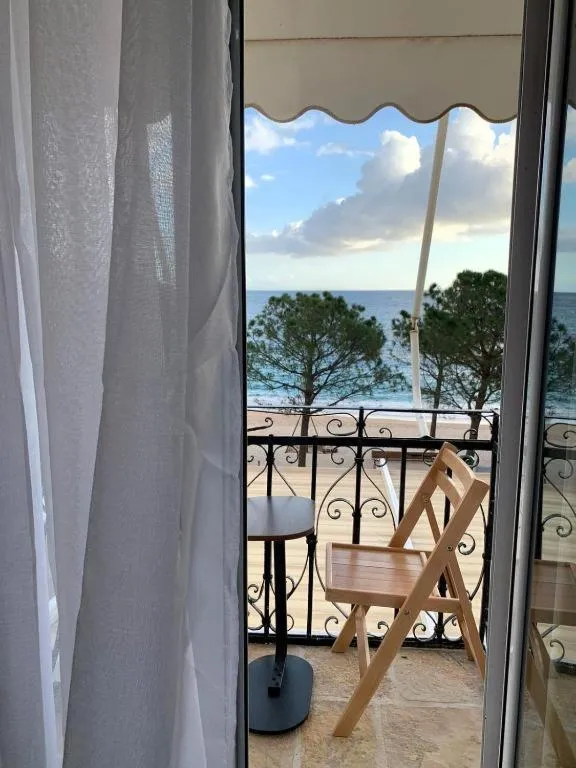 Mateo Hostel & Rooms — view 4