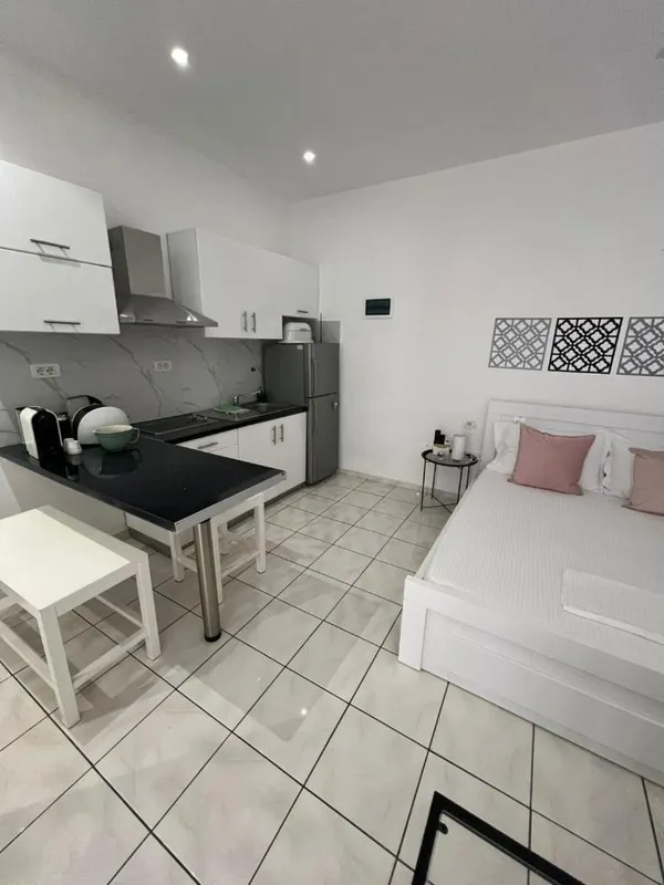 Spile Rooms Lukas in Himara, Albania
