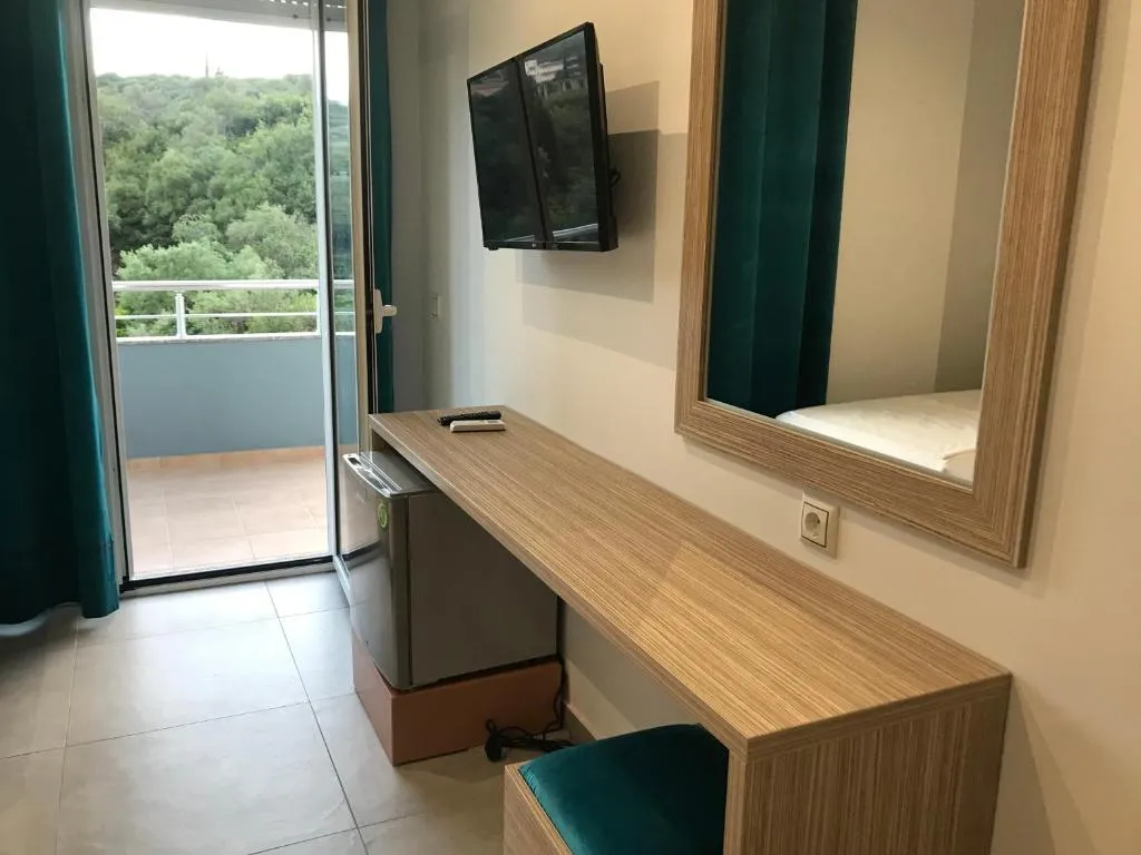 VIAL Rooms (Guest house) — view 2