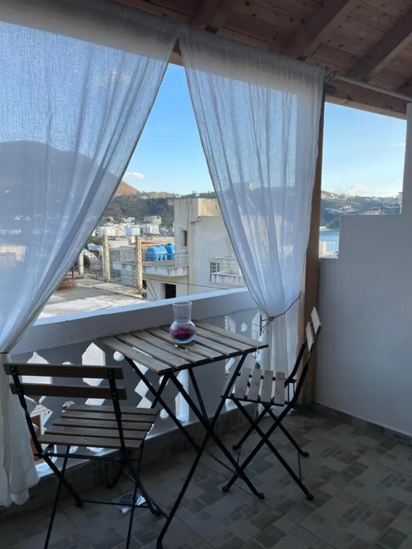 WHITE STUDIOS — view 2