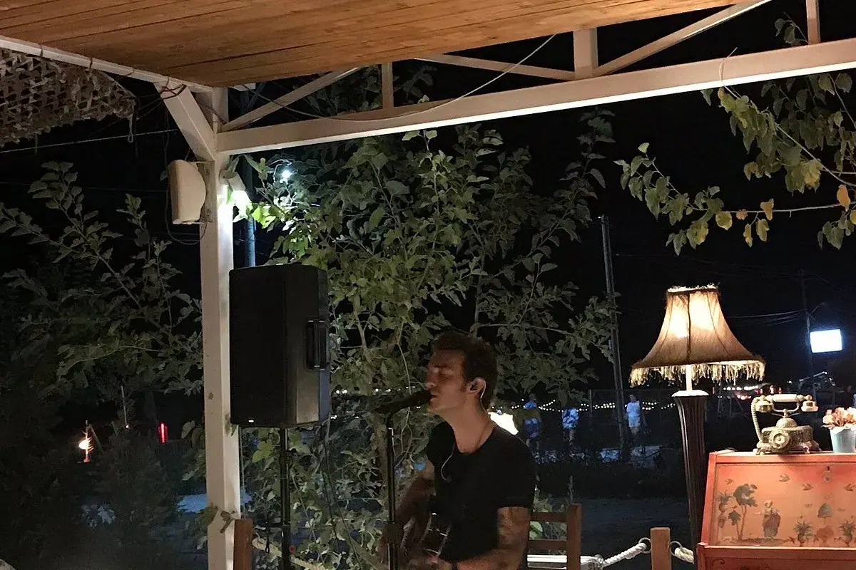 BOHO Livadh Beach Bar — photo 3