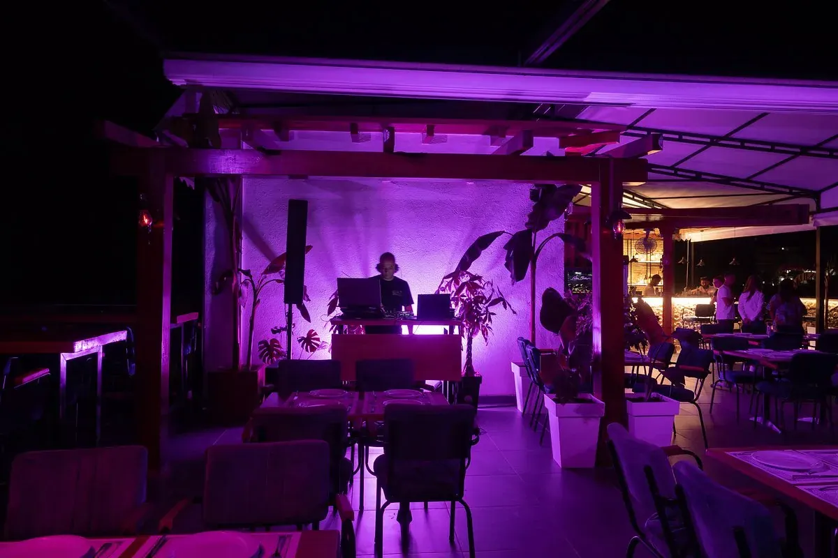 Rooftop Nia Boutique — photo 2