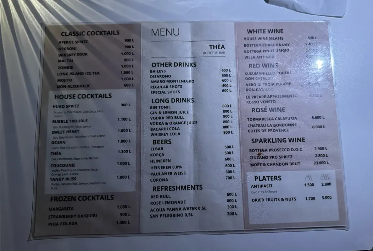 Thèa Rooftop Bar — photo 2