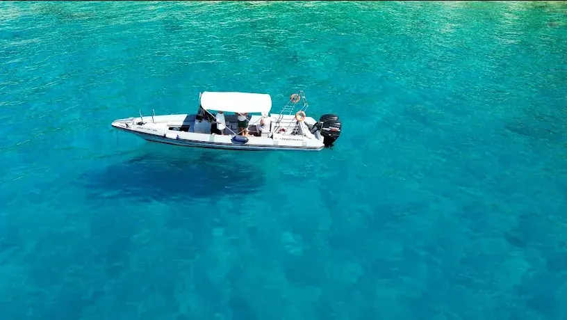 Sea Breeze Tours boat tour on the Albanian Riviera