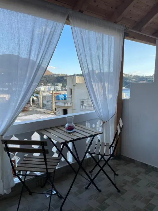 WHITE STUDIOS — view 2