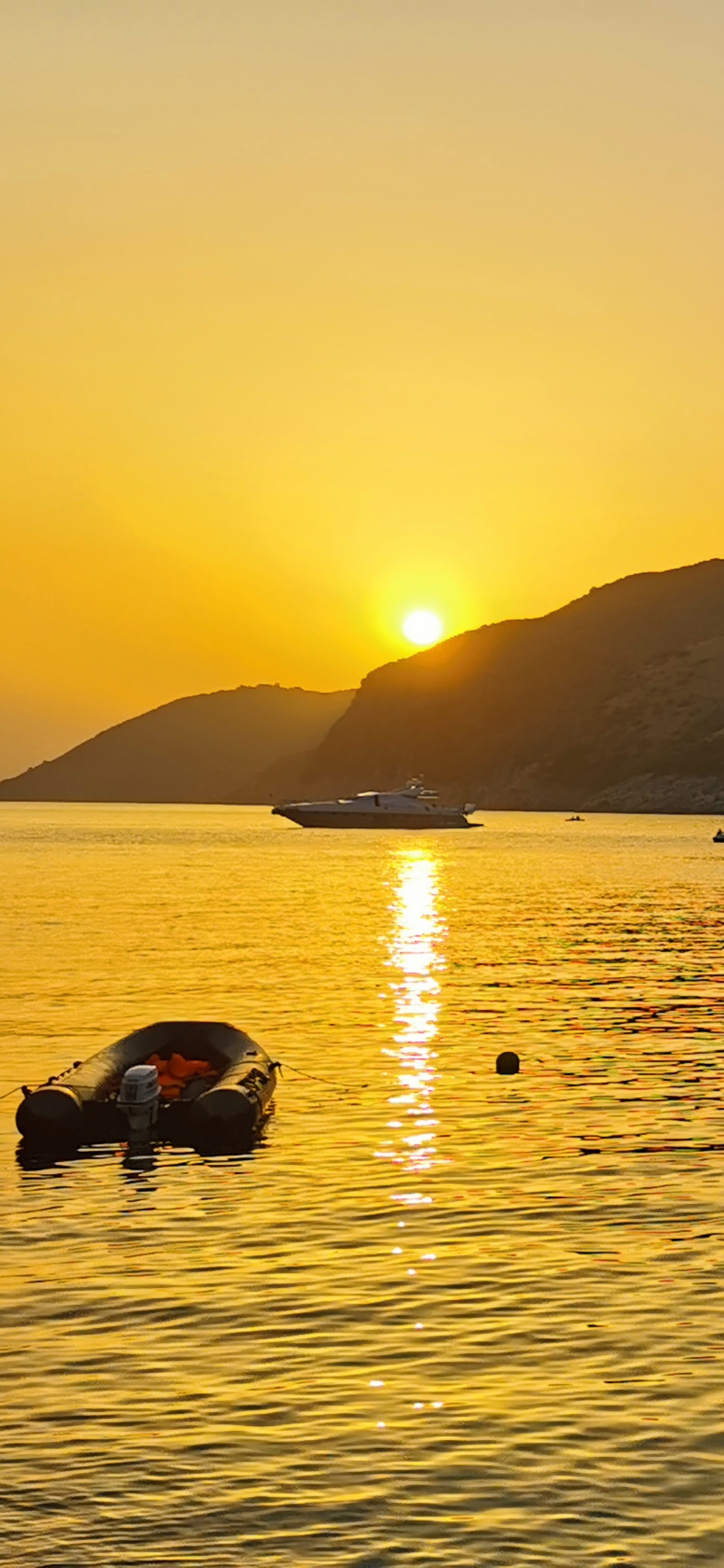 Soren Restaurant fish and Italian pasta dining in Himara