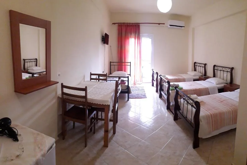 Quadruple Room with Sea View at Agrotourism Himara