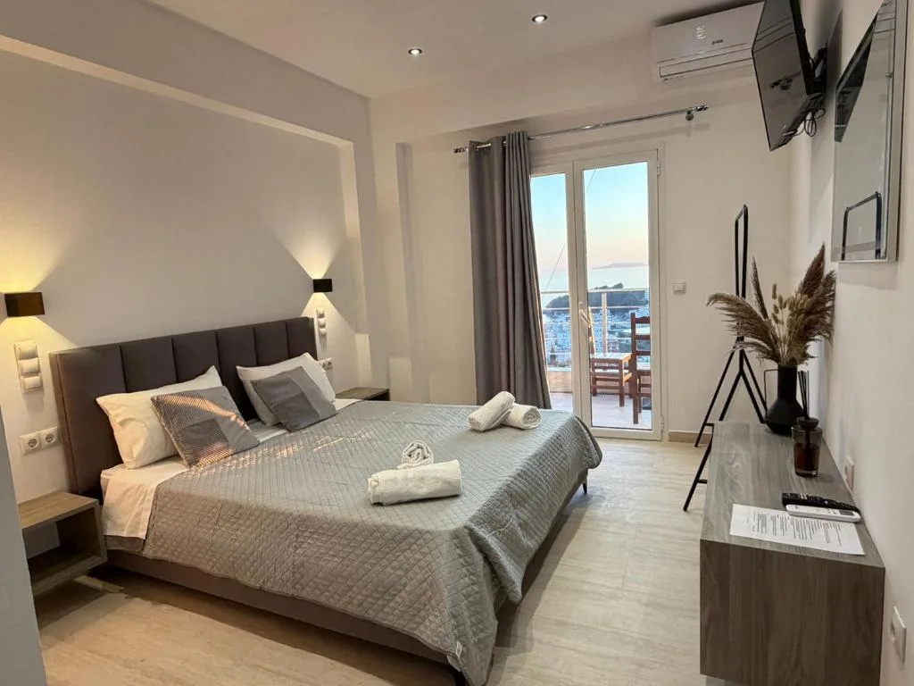Superior Double Studio with Sea View at Escape Rooms