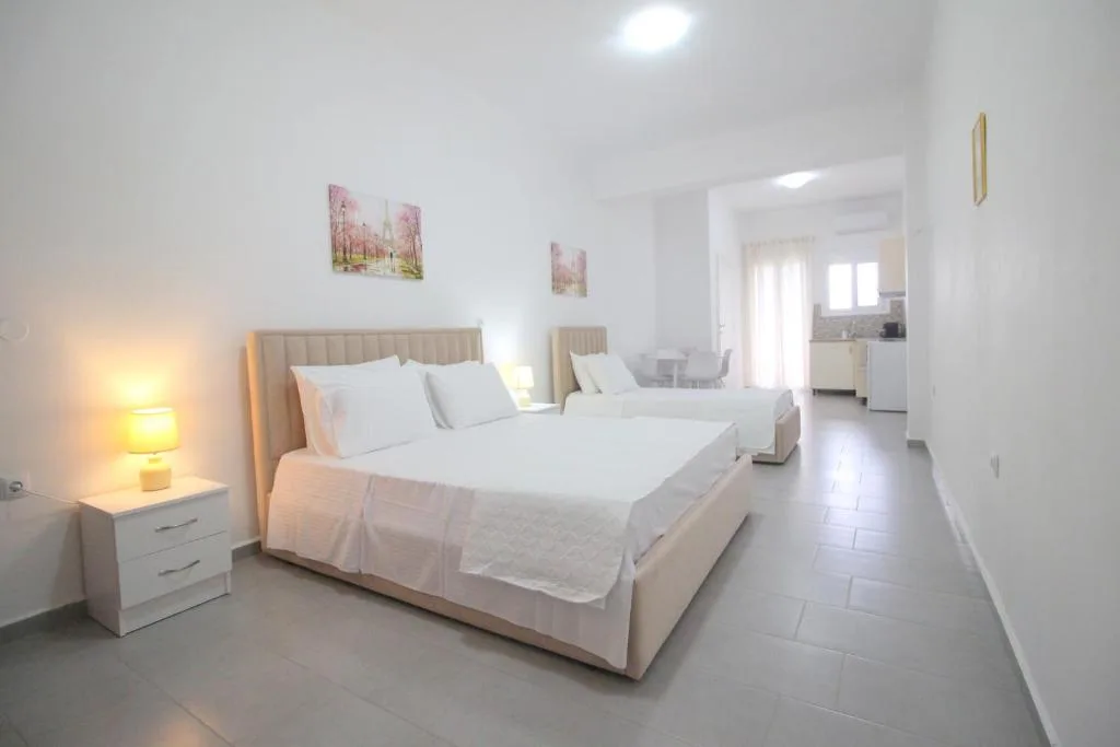 Triple Studio with Balcony and Sea View at Nefeli's Apartment