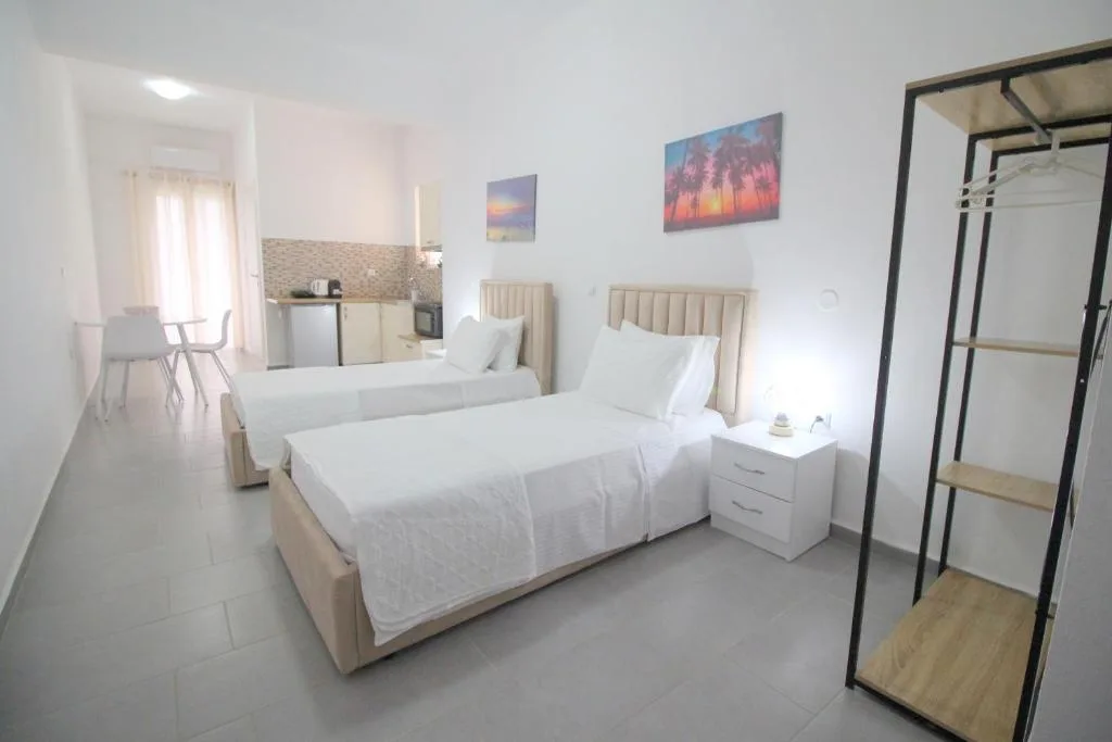 Twin Studio with Balcony and Sea View at Nefeli's Apartment