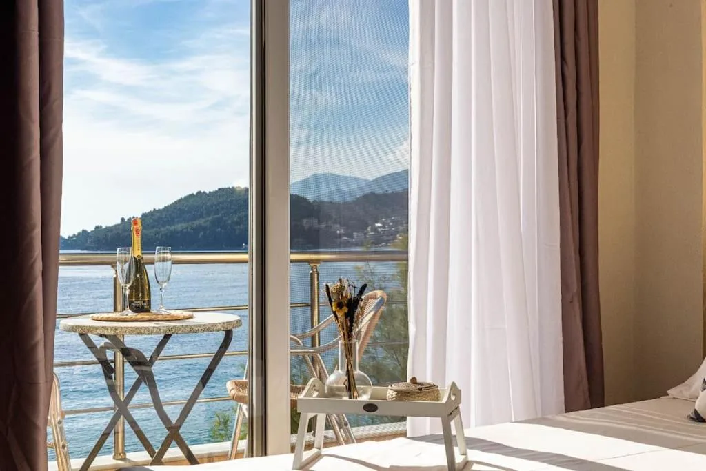 Superior Triple Room with Sea View at Potam'Sea Bliss 1 - Beach Front, Parking