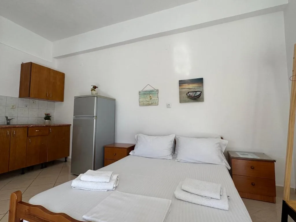 Triple Room with Garden View at Rexhos Studios