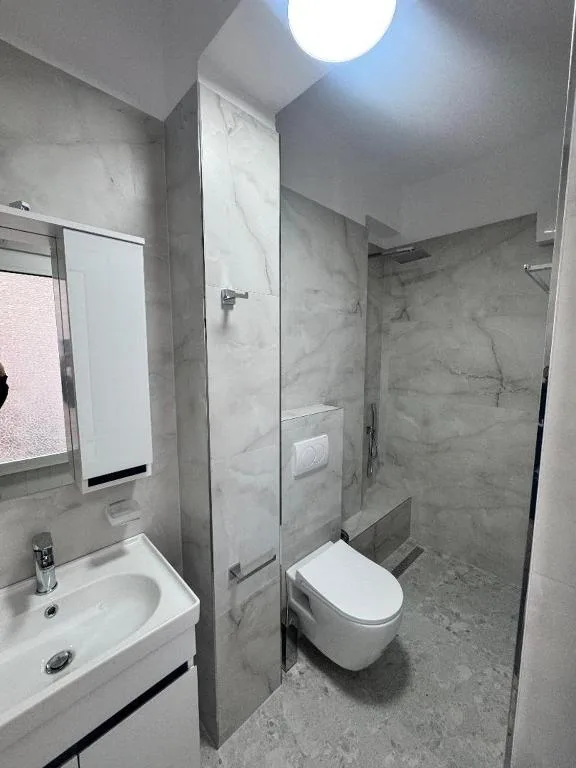 Quadruple Room with Shower at Rooms by the Sea