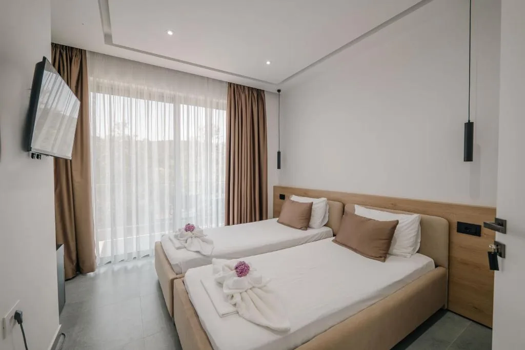 Twin Room at Sun George