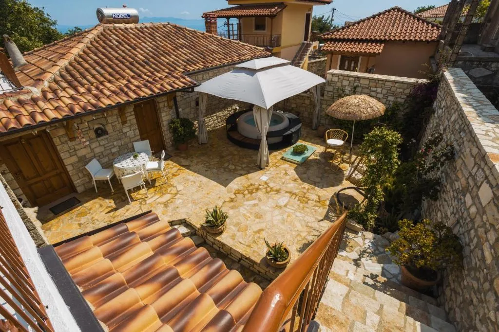 Superior Family Room at Villa Porta Qeparo