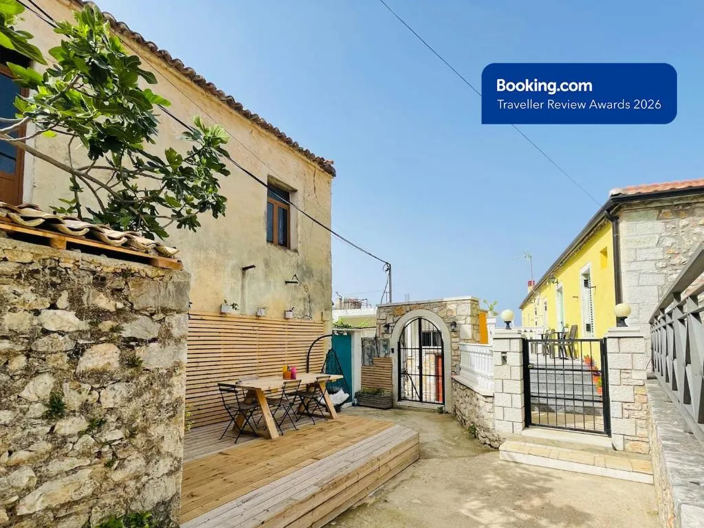 Guesthouse near the Castle of Himare in Himara, Albania