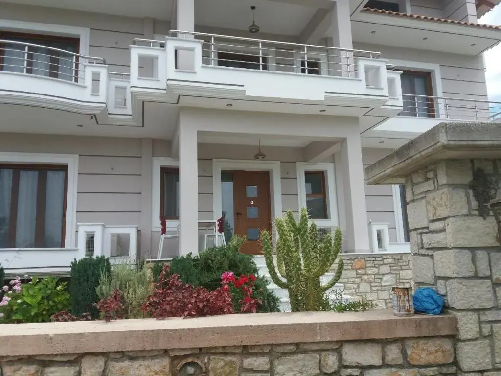Spyridoula's Guest House in Himara, Albania