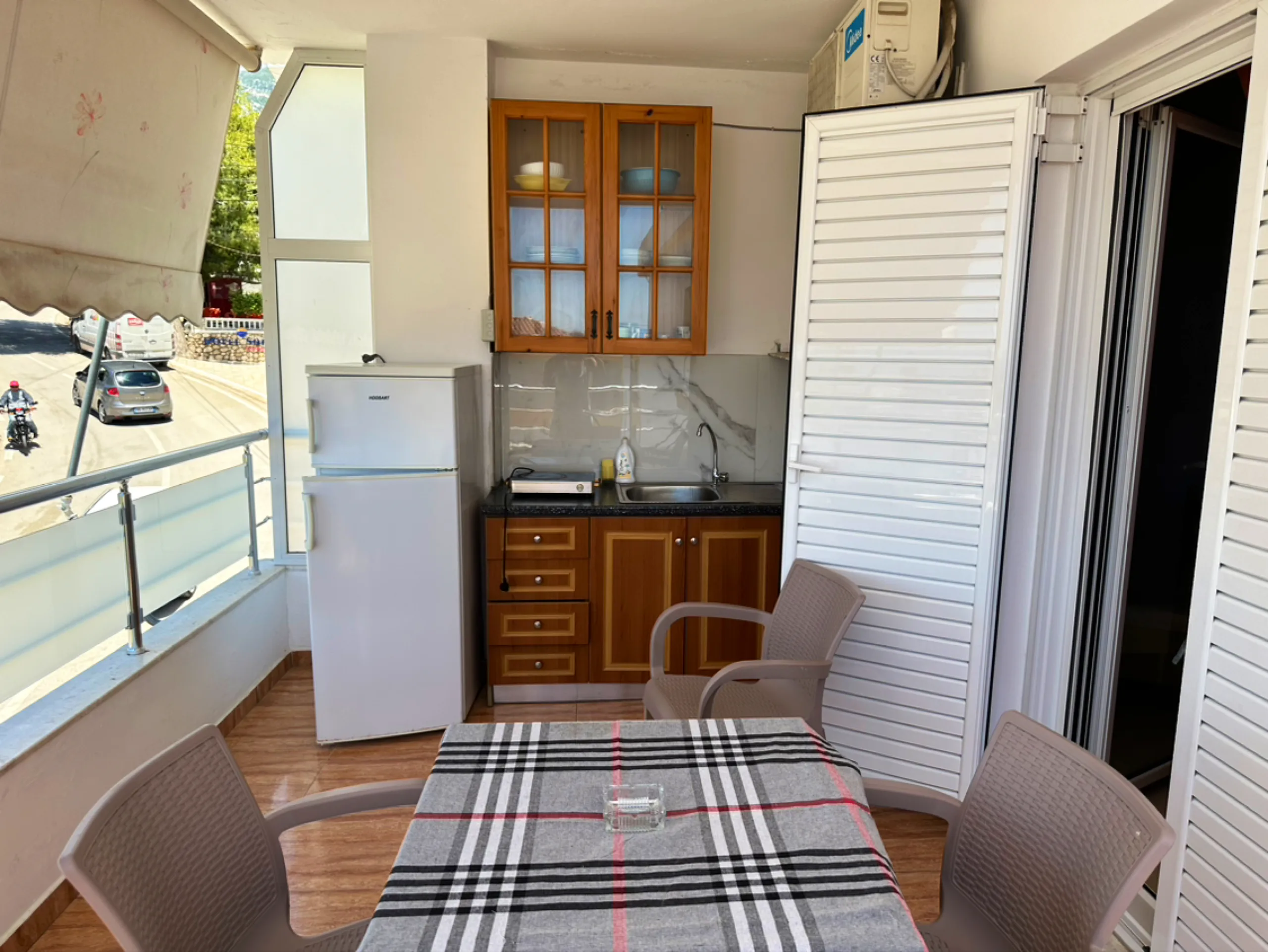 Llabrini — view 2
