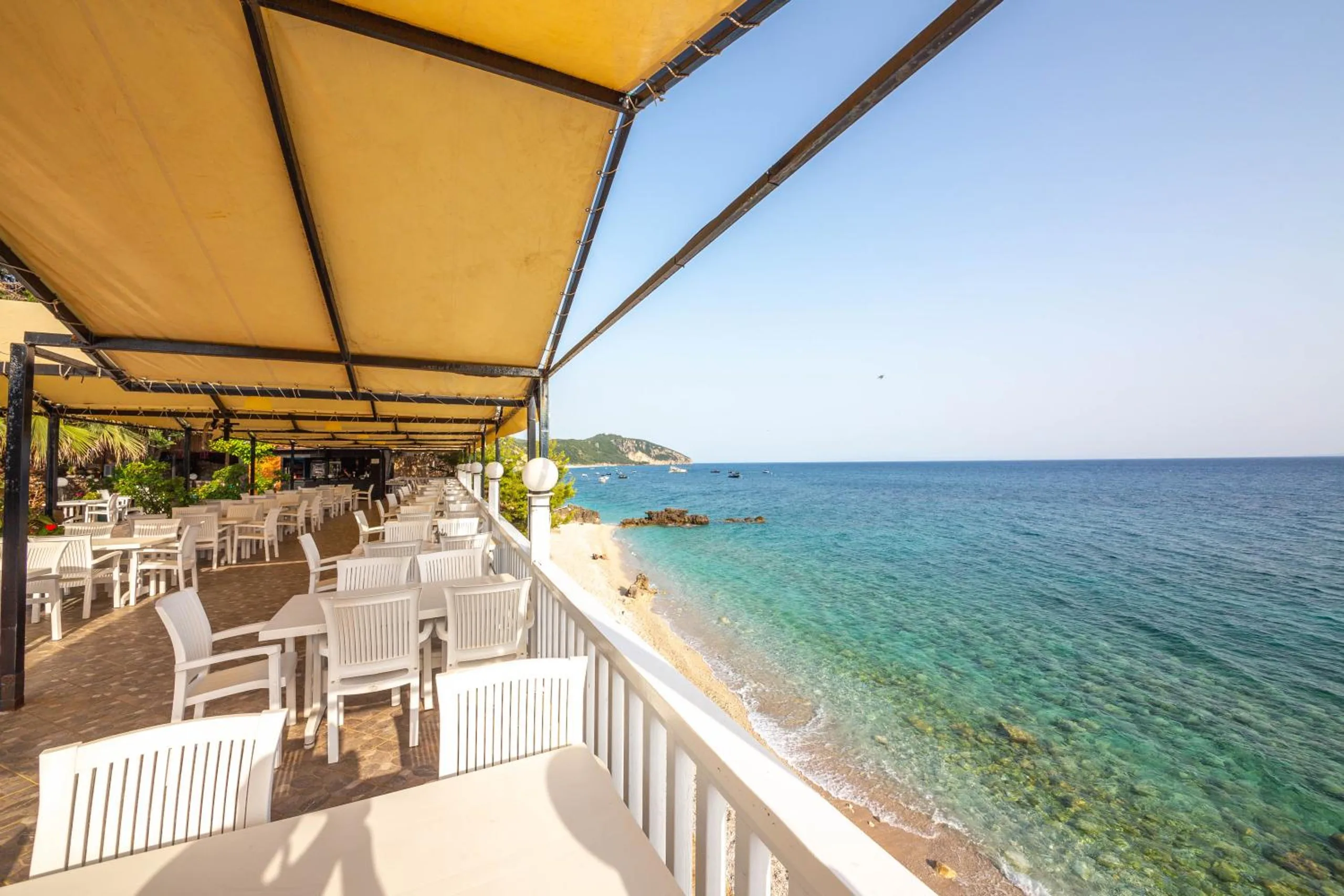 Lodges Shën Nikolla