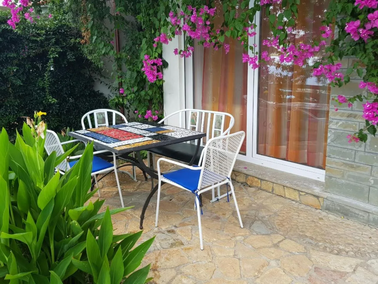 Olives Residence — view 5
