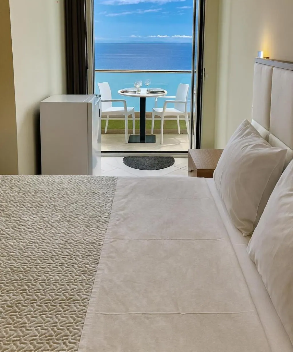 Oscar's Apartments Drymades — view 3