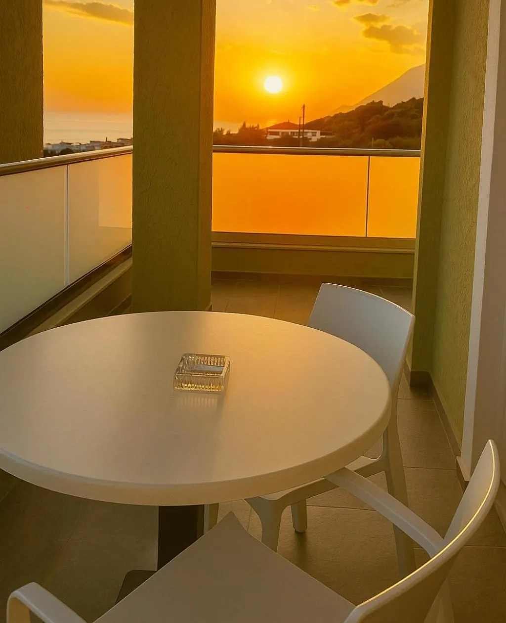 Oscar's Apartments Drymades — view 5